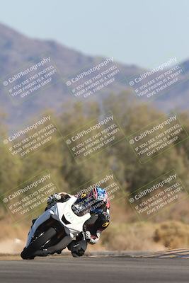 media/Oct-30-2025-Racers Edge (Thu) [[dabbdaf680]]/2-A Group/Session 5 (Turn 7)/